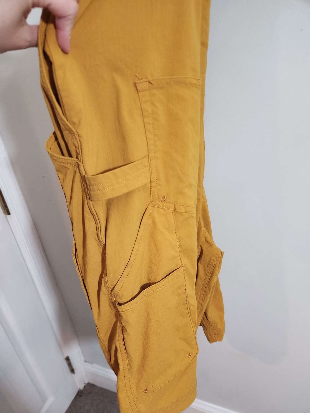 Duluth Trading Yellow Short Overalls Shortalls Gardening Gold Mustard Workwear - Picture 8 of 9